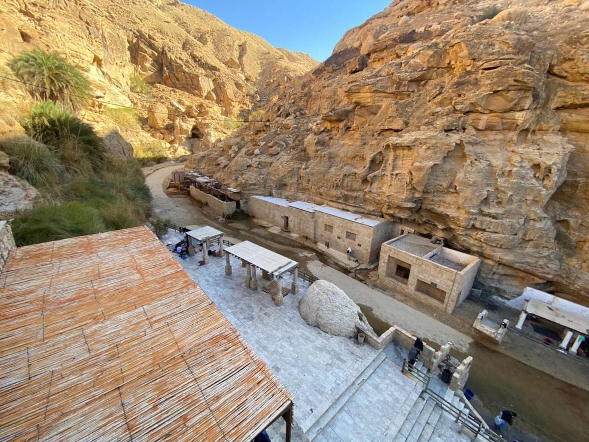 Afra Hot Springs Chalets At-Tafilah Экстерьер фото