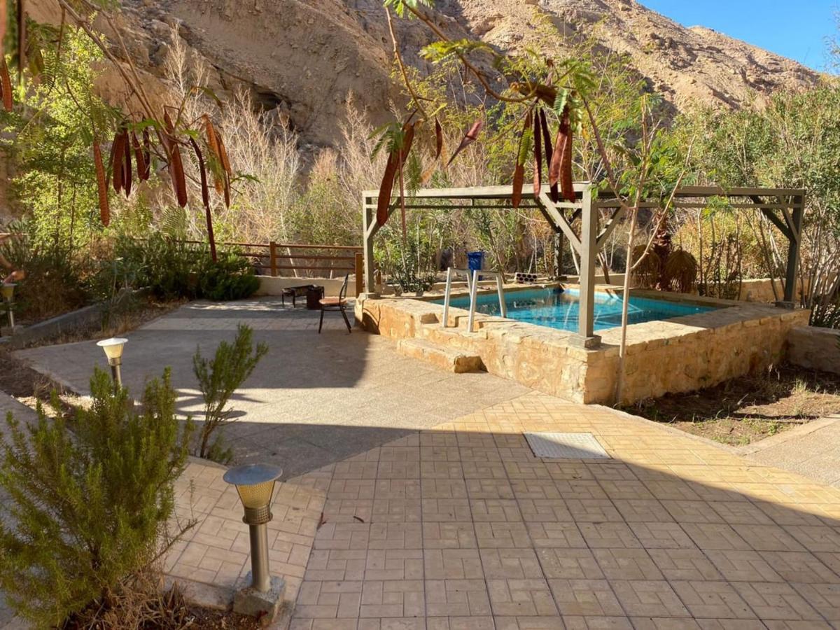 Afra Hot Springs Chalets At-Tafilah Экстерьер фото