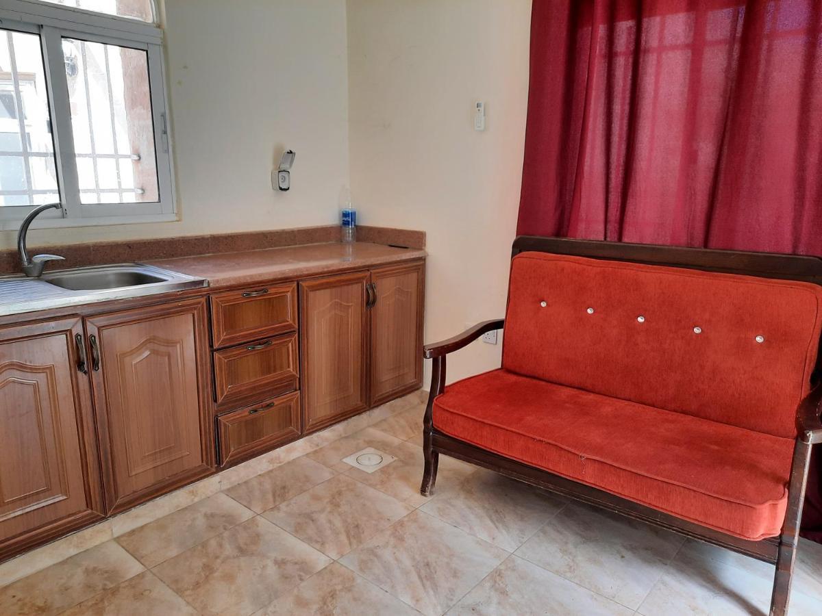 Afra Hot Springs Chalets At-Tafilah Экстерьер фото