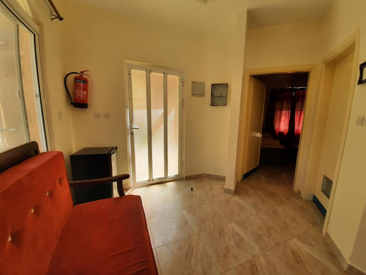 Afra Hot Springs Chalets At-Tafilah Экстерьер фото